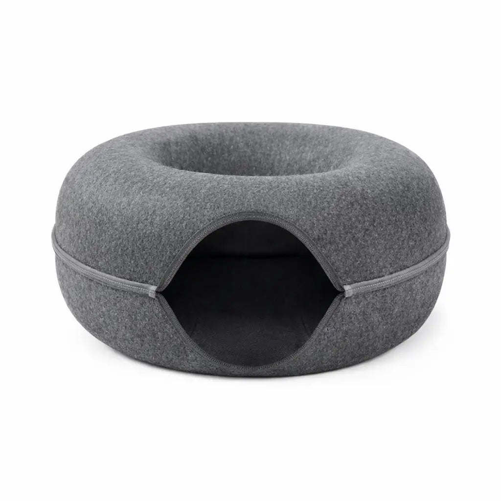 SafeDen™ – The "Do-Not-Disturb" Zone for Your Cat